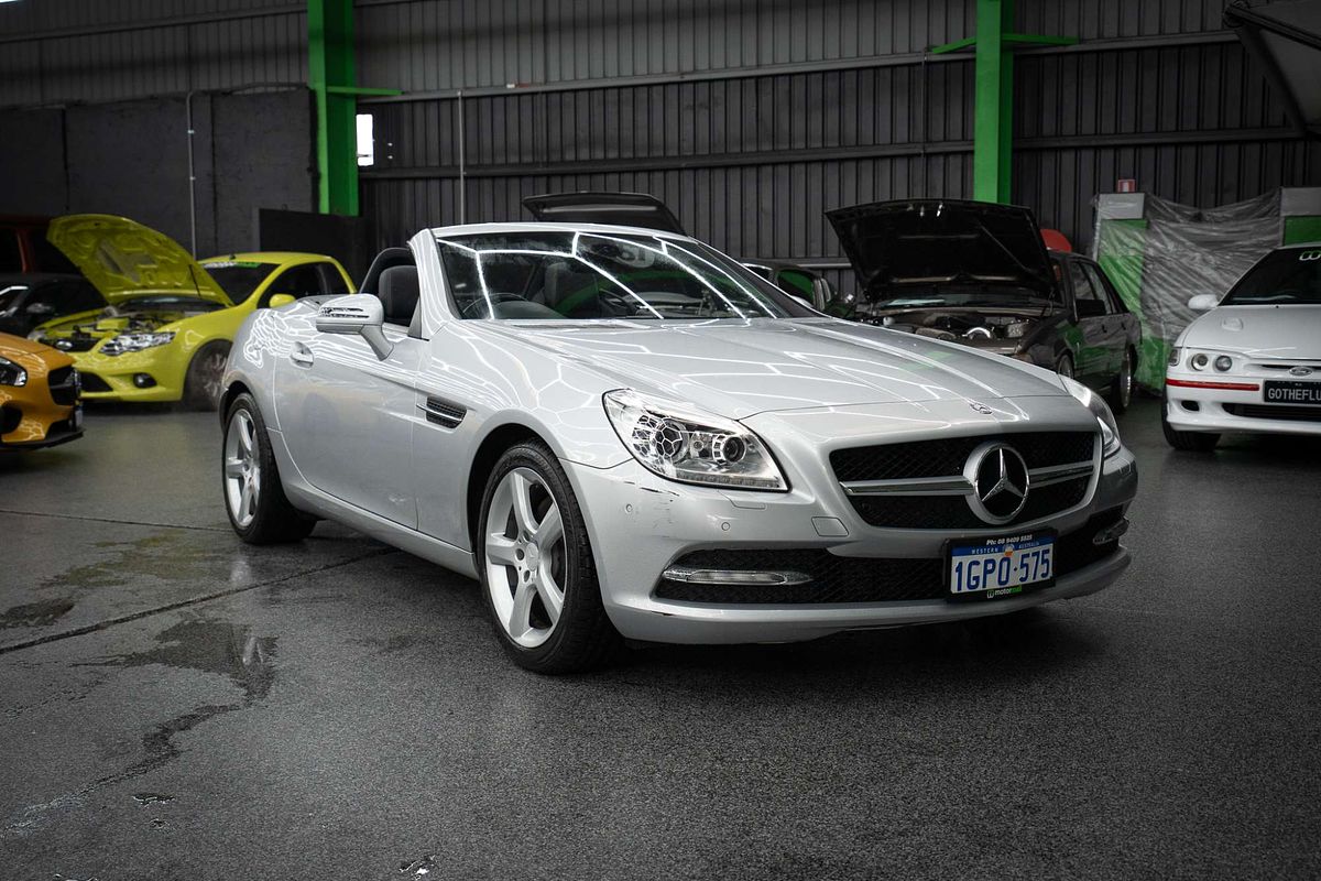 2012 Mercedes-Benz SLK-Class SLK250 BlueEFFICIENCY R172