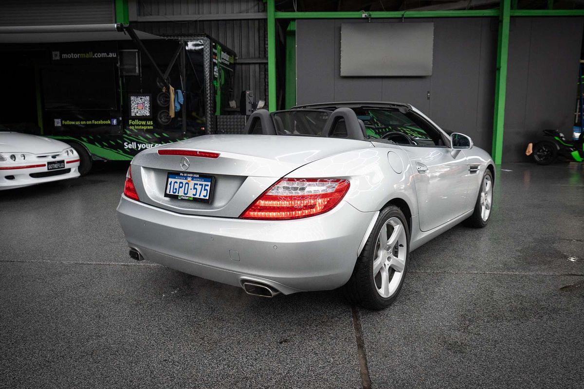2012 Mercedes-Benz SLK-Class SLK250 BlueEFFICIENCY R172