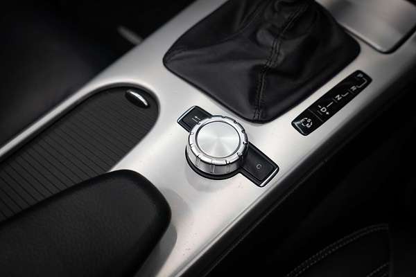 2012 Mercedes-Benz SLK-Class SLK250 BlueEFFICIENCY R172