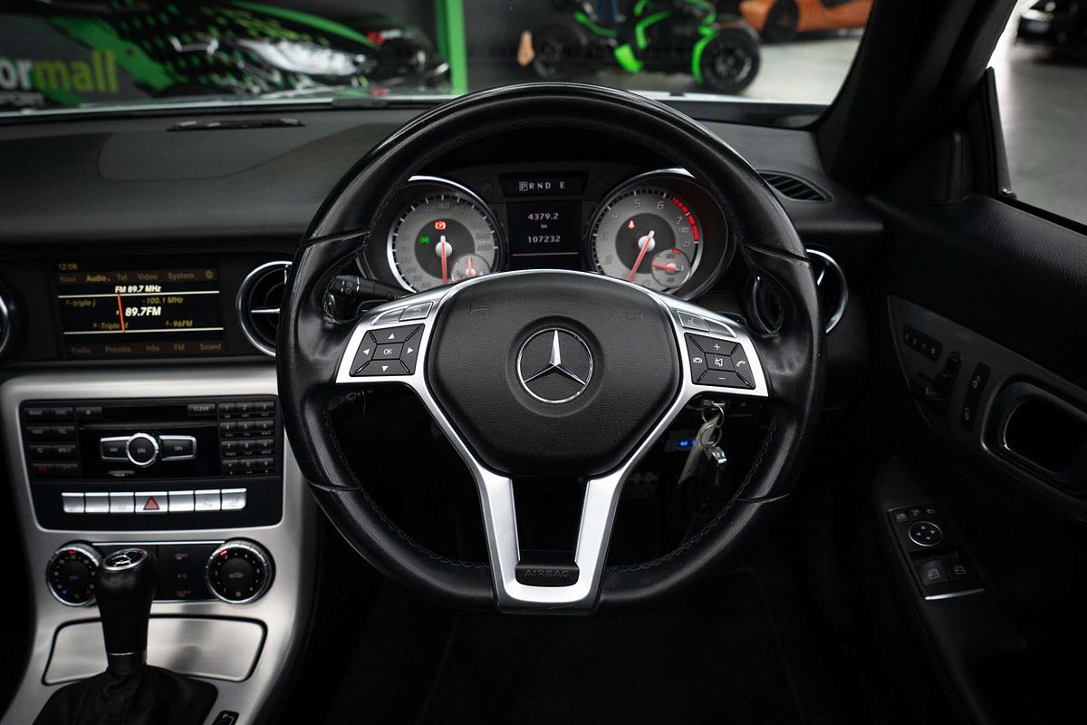 2012 Mercedes-Benz SLK-Class SLK250 BlueEFFICIENCY R172