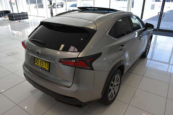 2015 Lexus NX NX300h Luxury AYZ15R