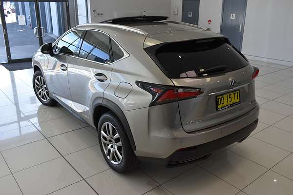 2015 Lexus NX NX300h Luxury AYZ15R