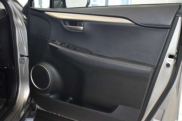 2015 Lexus NX NX300h Luxury AYZ15R