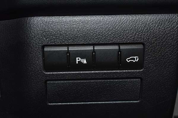 2015 Lexus NX NX300h Luxury AYZ15R