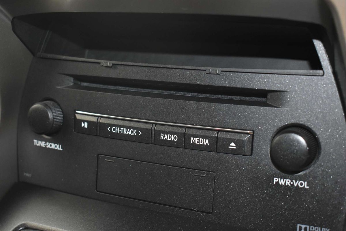 2015 Lexus NX NX300h Luxury AYZ15R