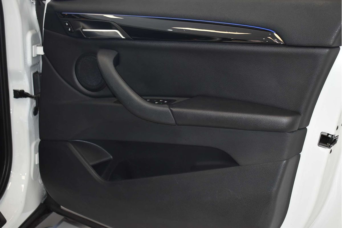 2019 BMW X1 sDrive18i F48
