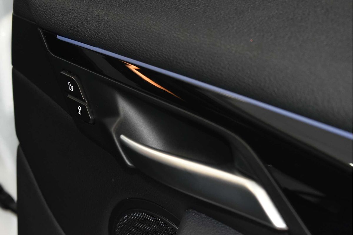 2019 BMW X1 sDrive18i F48