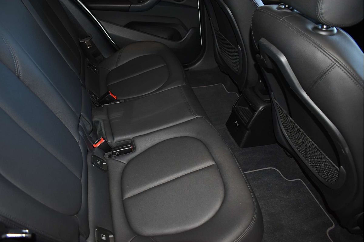 2019 BMW X1 sDrive18i F48