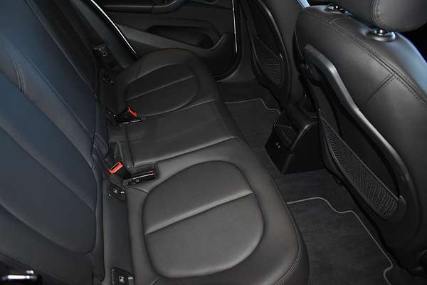 2019 BMW X1 sDrive18i F48