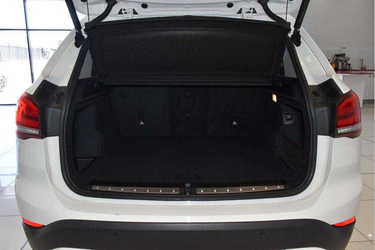 2019 BMW X1 sDrive18i F48