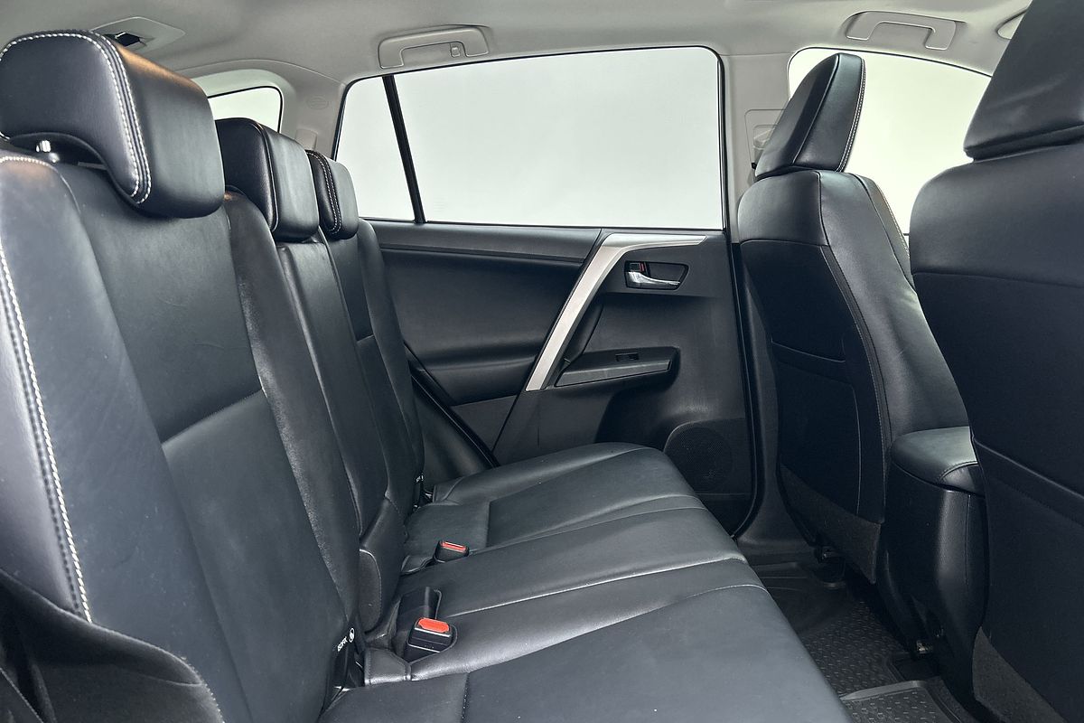 2018 Toyota RAV4 Cruiser ASA44R