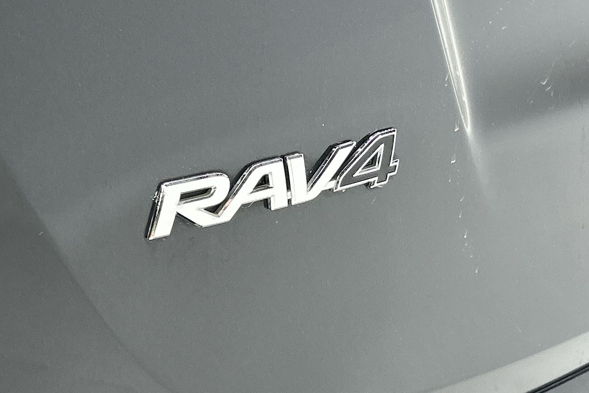 2018 Toyota RAV4 Cruiser ASA44R