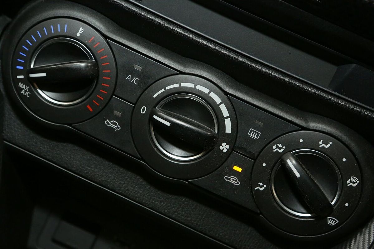 2018 Mazda 2 Maxx DJ Series