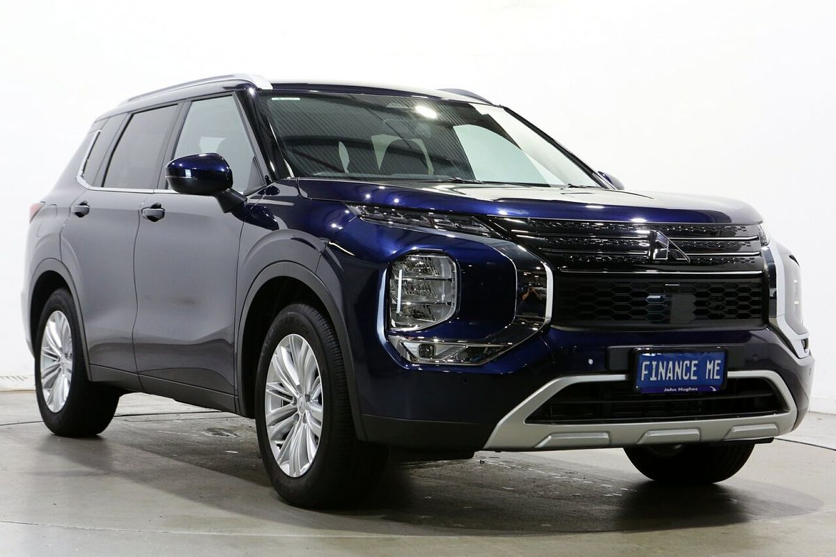 2024 Mitsubishi Outlander LS ZM
