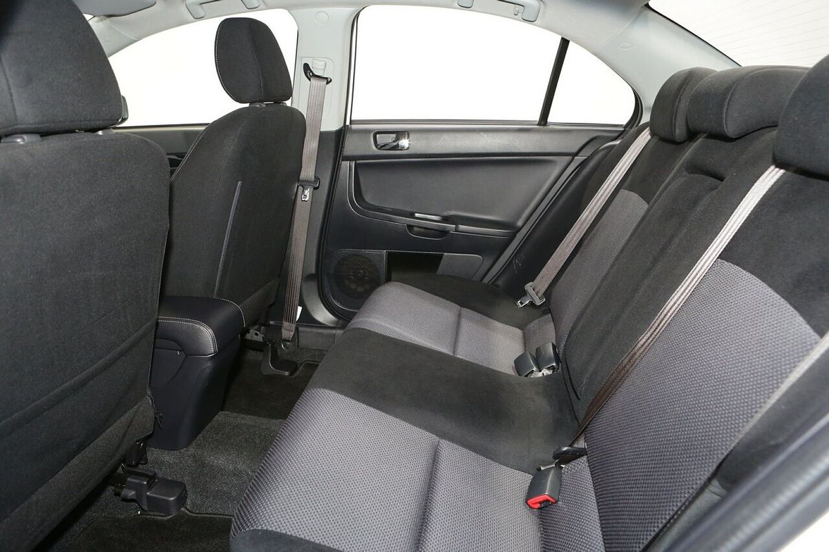 2017 Mitsubishi Lancer ES Sport CF