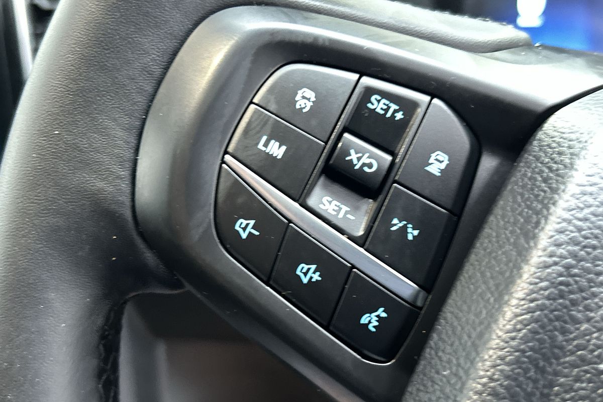 2025 Ford Everest Trend 2.0L