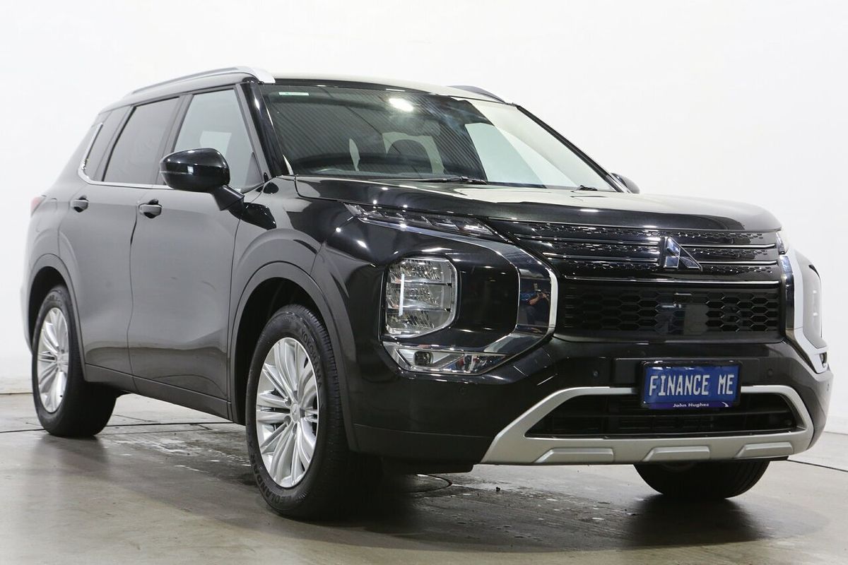 2024 Mitsubishi Outlander LS ZM