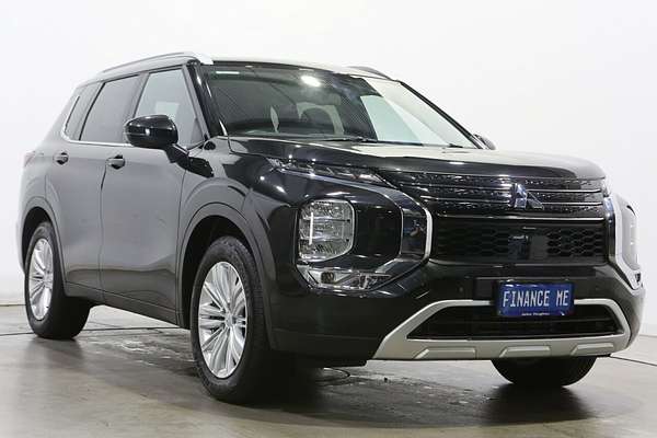 2024 Mitsubishi Outlander LS ZM