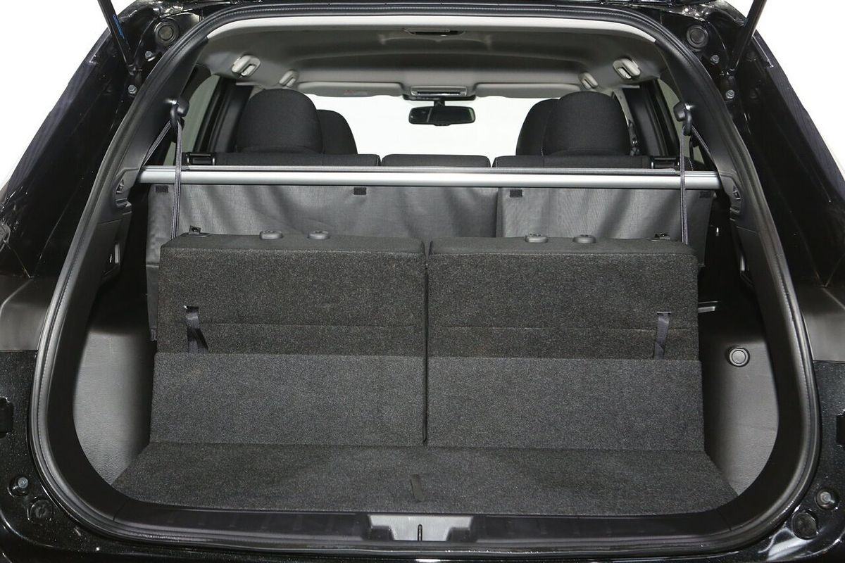 2024 Mitsubishi Outlander LS ZM