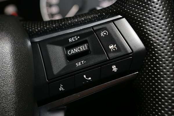 2024 Mitsubishi Outlander LS ZM