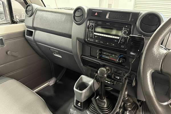 2011 Toyota Landcruiser Workmate Troopcarrier VDJ78R