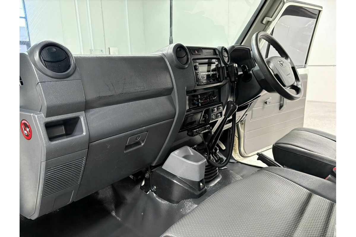 2011 Toyota Landcruiser Workmate Troopcarrier VDJ78R