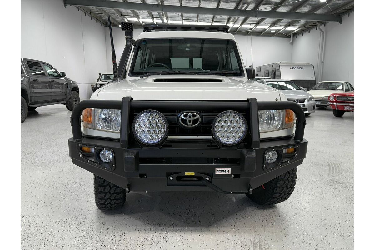 2011 Toyota Landcruiser Workmate Troopcarrier VDJ78R
