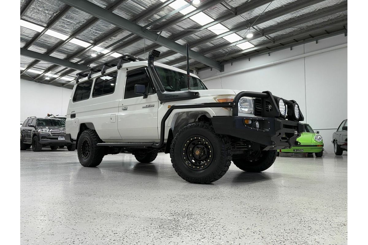 2011 Toyota Landcruiser Workmate Troopcarrier VDJ78R