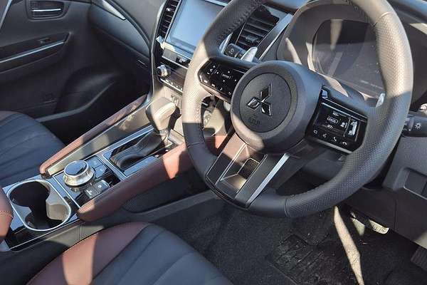 2024 Mitsubishi Pajero Sport GSR QG