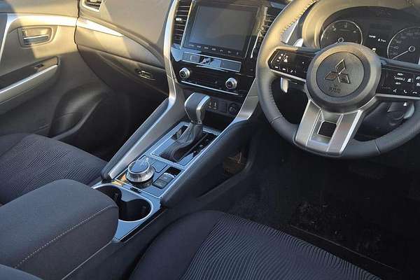 2024 Mitsubishi Pajero Sport GLX QG
