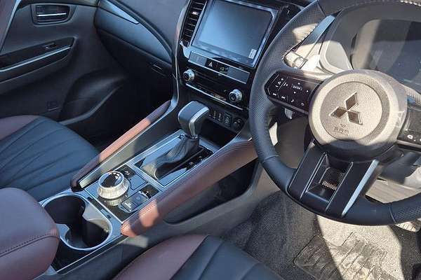 2024 Mitsubishi Pajero Sport GSR QG