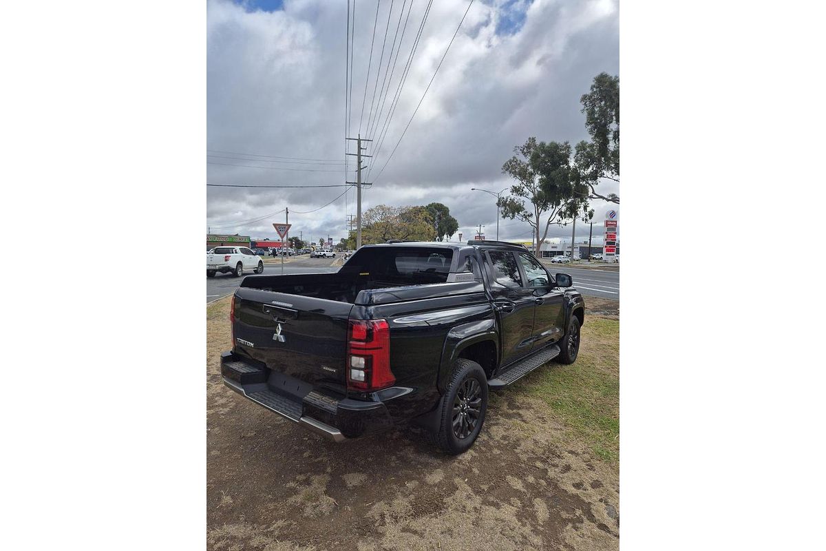 2024 Mitsubishi Triton GSR MV 4X4