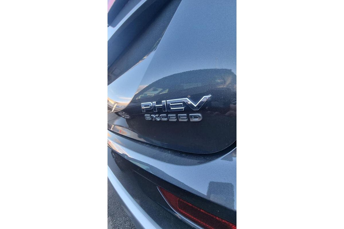 2024 Mitsubishi Outlander PHEV Exceed ZM