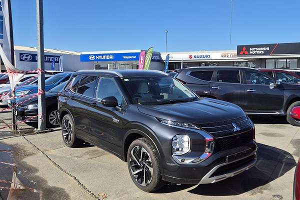 2024 Mitsubishi Outlander PHEV Exceed ZM