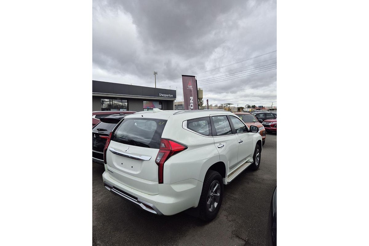 2024 Mitsubishi Pajero Sport GLX QF