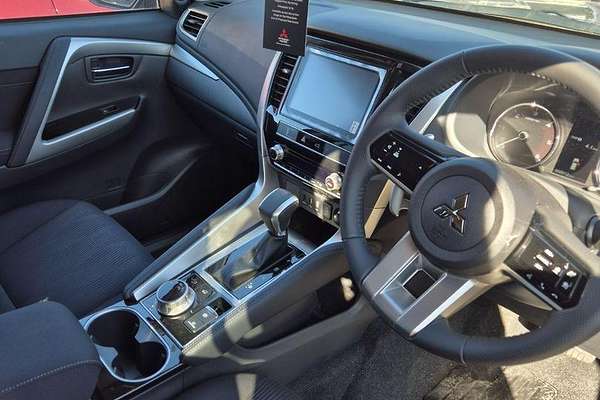 2024 Mitsubishi Pajero Sport GLS QG