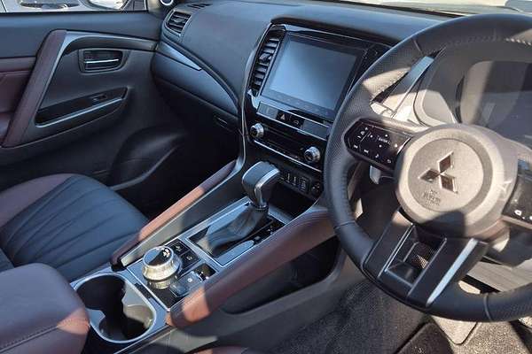 2024 Mitsubishi Pajero Sport GSR QG