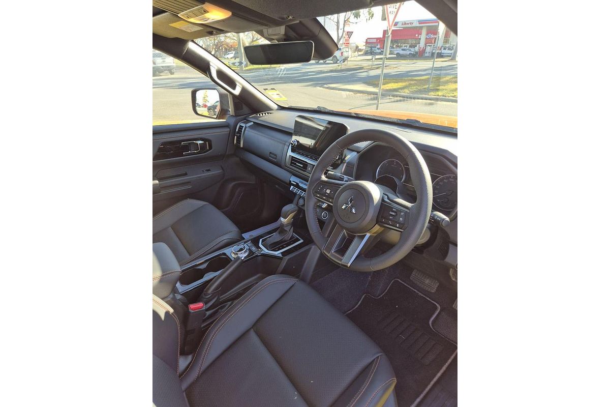 2025 Mitsubishi Triton GSR MV 4X4