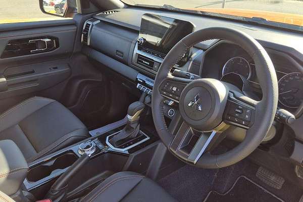 2025 Mitsubishi Triton GSR MV 4X4