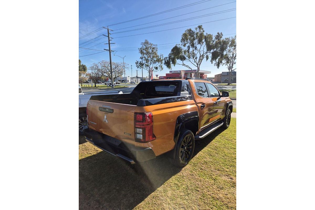 2025 Mitsubishi Triton GSR MV 4X4