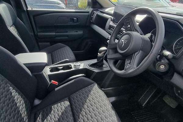 2025 Mitsubishi Triton GLX MV 4X4