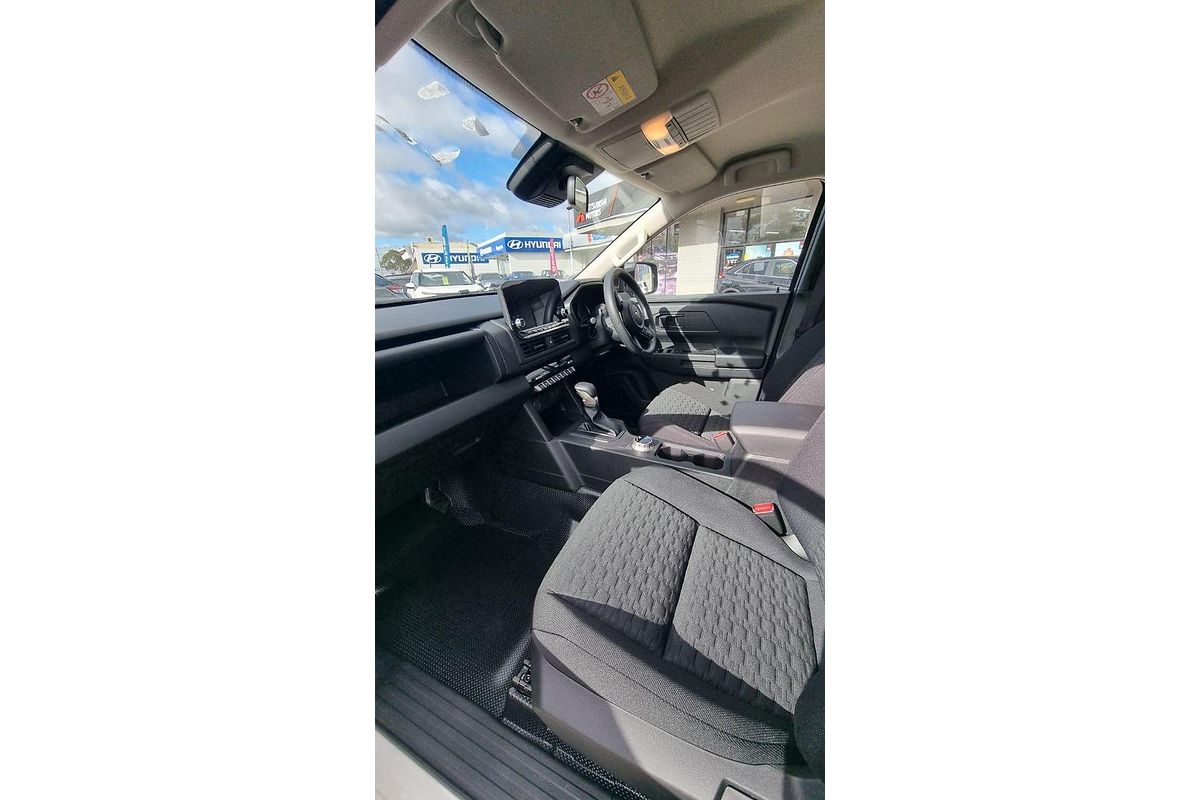 2025 Mitsubishi Triton GLX MV 4X4