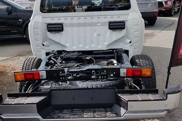 2025 Mitsubishi Triton GLX MV 4X4