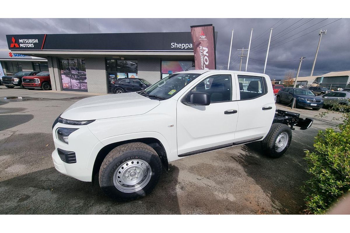 2025 Mitsubishi Triton GLX MV 4X4