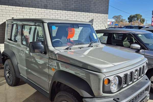 2025 Suzuki Jimny GLX GJ