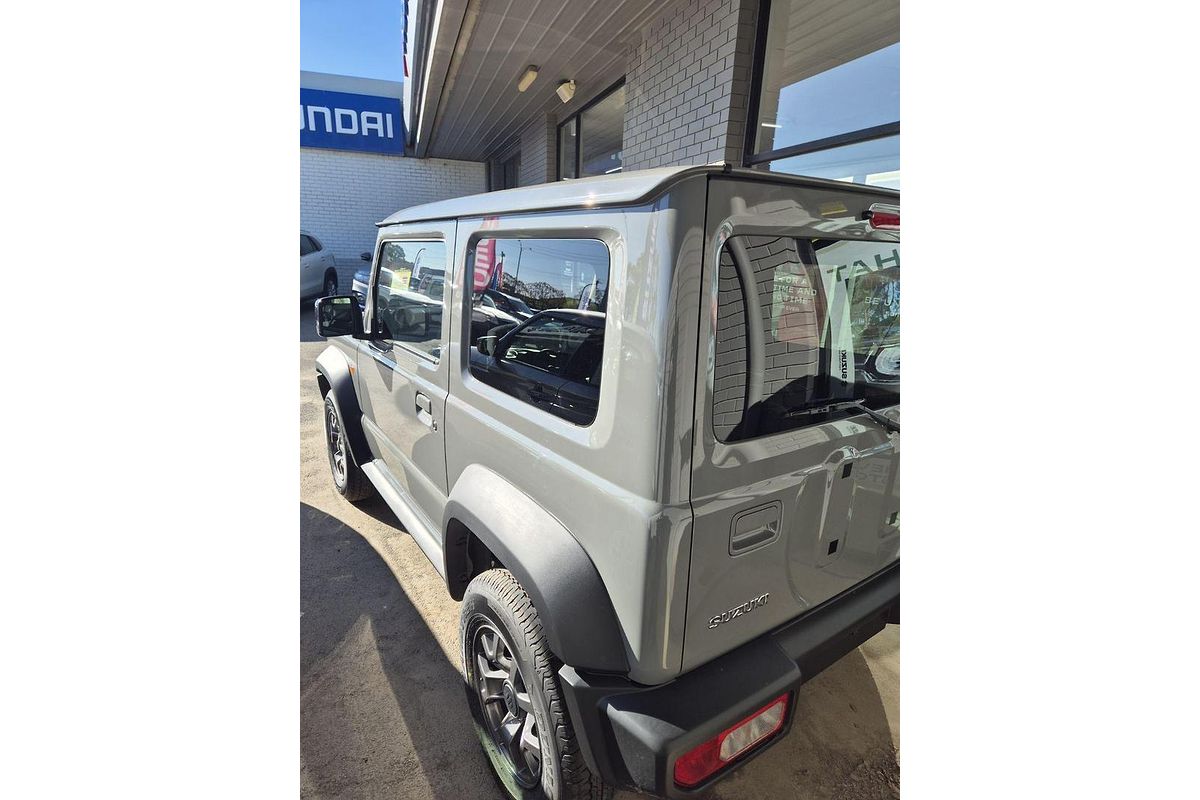 2025 Suzuki Jimny GLX GJ