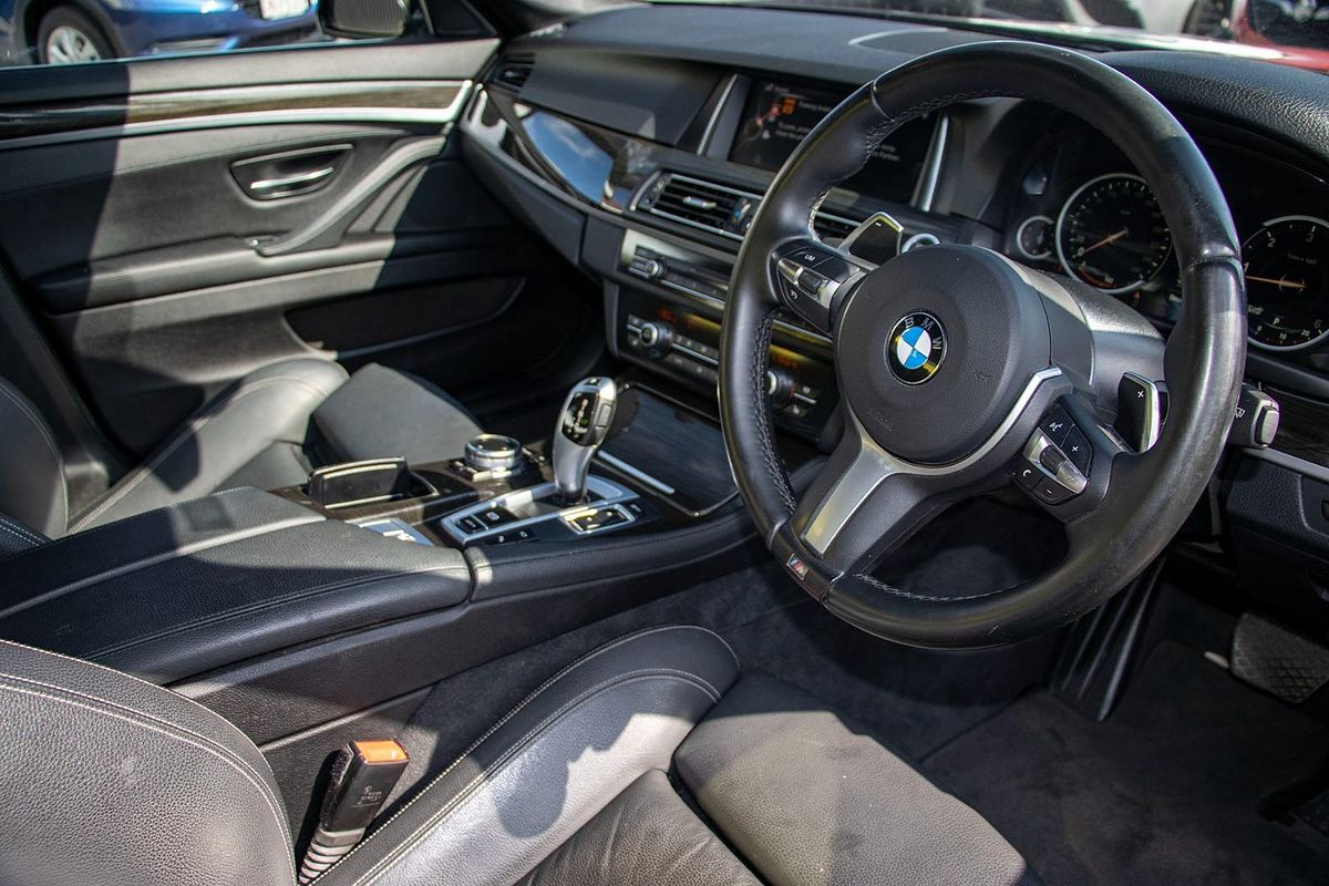 2017 BMW 5 Series 520d M Sport G30