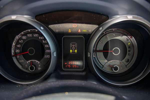 2015 Mitsubishi Pajero GLS NX