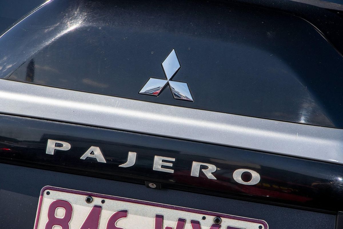 2015 Mitsubishi Pajero GLS NX