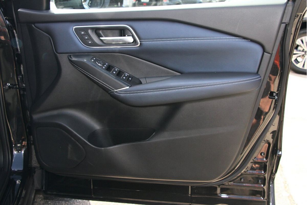 2024 Nissan QASHQAI Ti J12